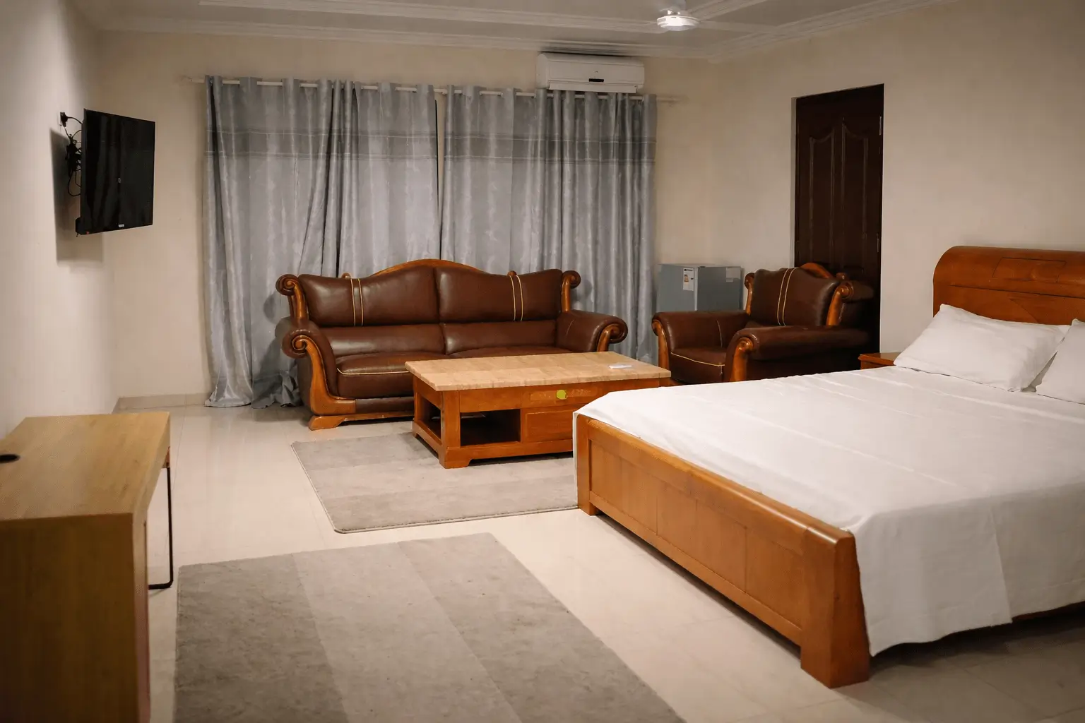 Superior Room Detail